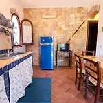 Apart Otel Dammusi Del Sole 3*