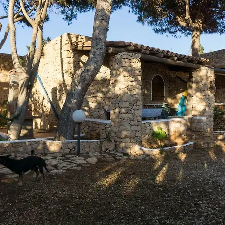 Aparthotel Dammusi Del Sole
