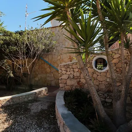 Aparthotel Dammusi Del Sole 3*