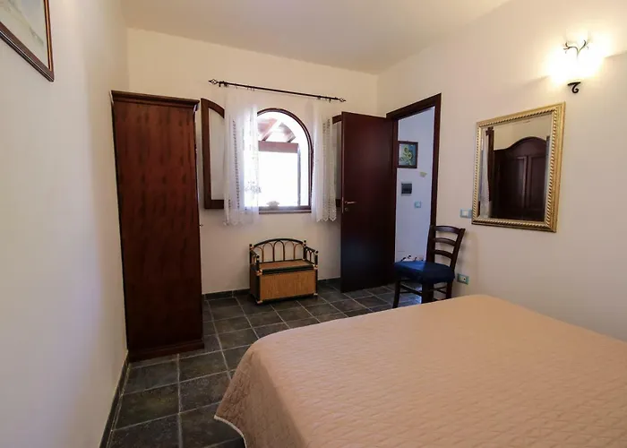 Aparthotel Dammusi Del Sole
