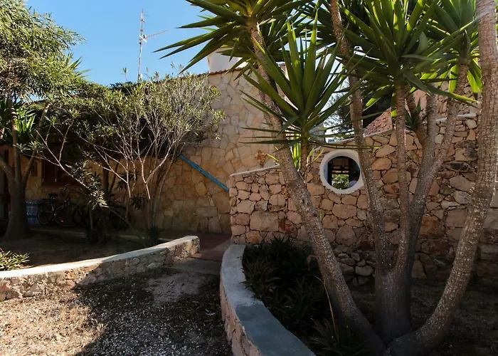 Aparthotel Dammusi Del Sole 3*
