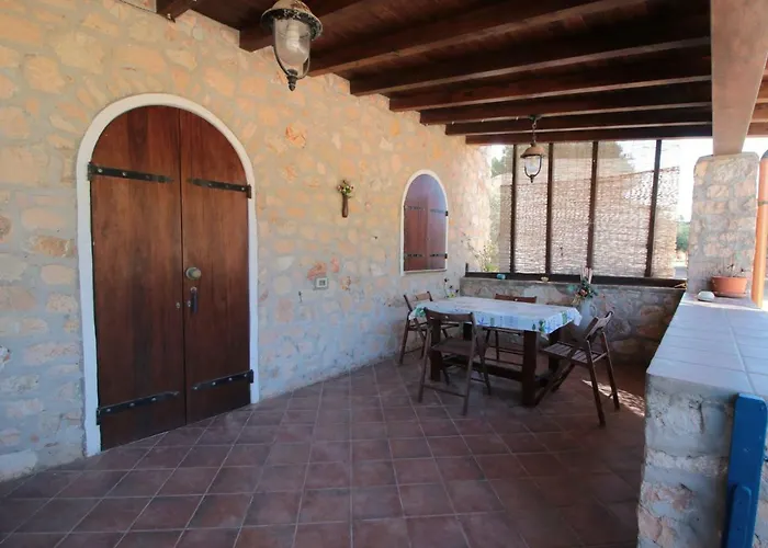 Dammusi Del Sole Aparthotel Lampedusa